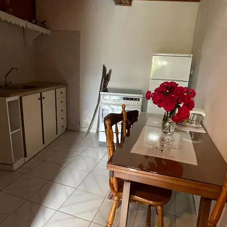 η αυλή του βουνού House Casa de Férias Mavrolithari