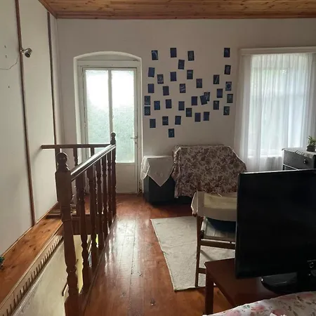 η αυλή του βουνού House Casa de Férias *